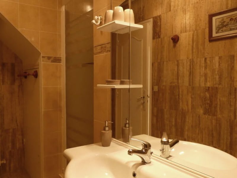 bouton_dor_salle_de_bain-min